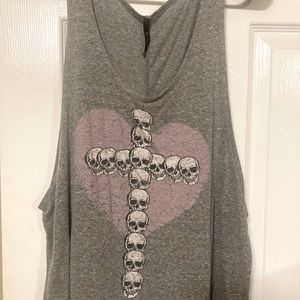 Skull and heart tank